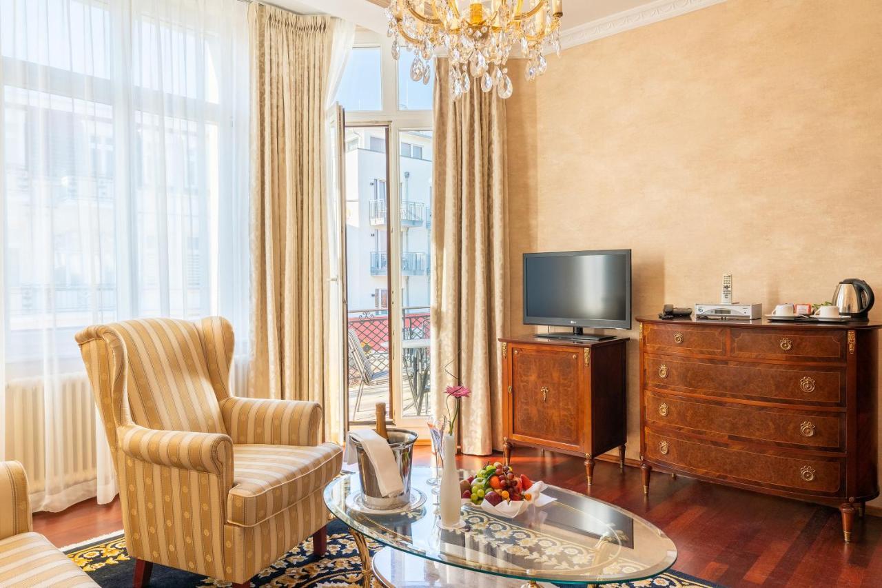 Seetelhotel Ahlbecker Hof Heringsdorf  Ngoại thất bức ảnh A suite at the Hotel de la Ville