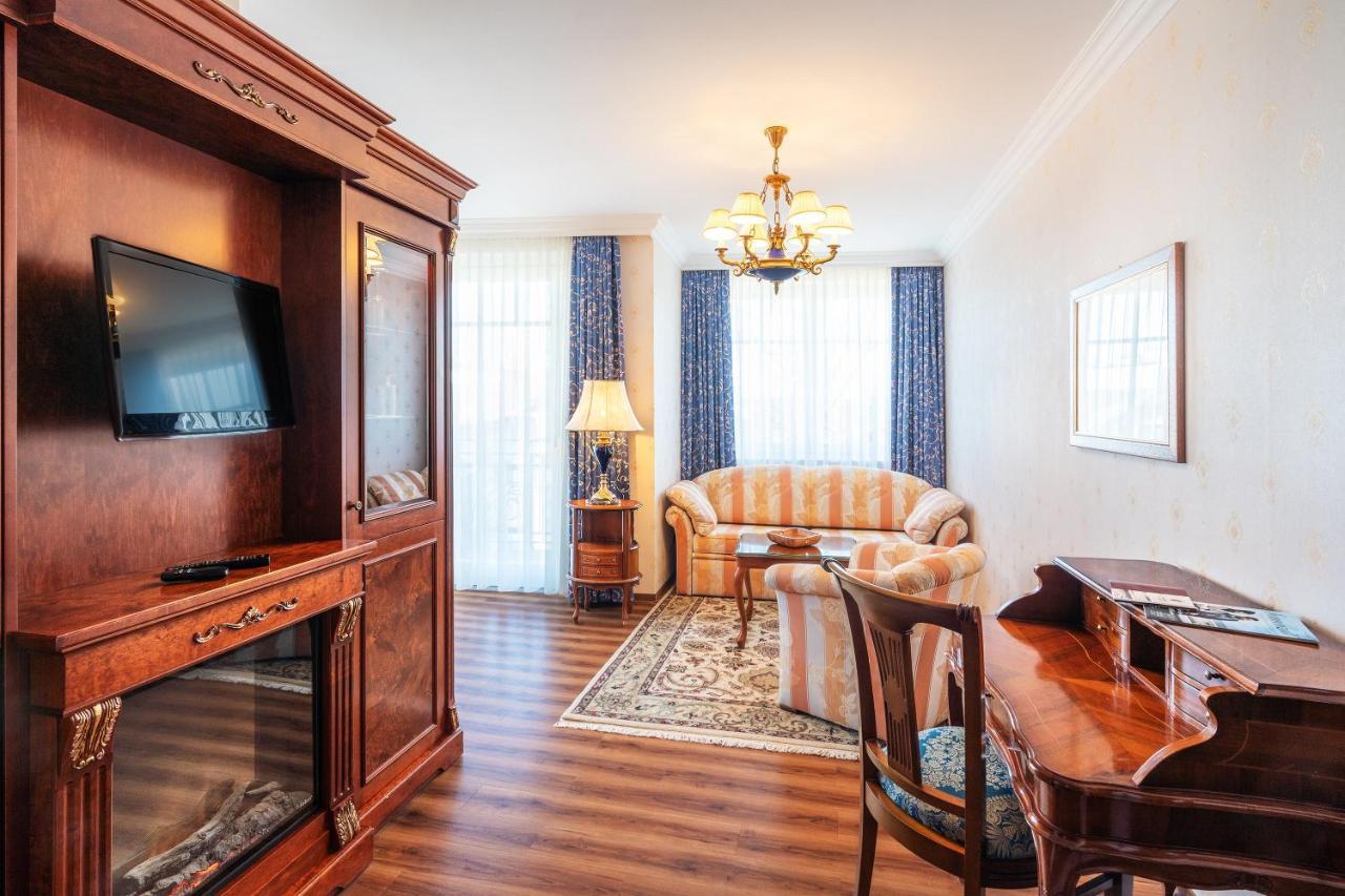 Seetelhotel Ahlbecker Hof Heringsdorf  Ngoại thất bức ảnh Suite