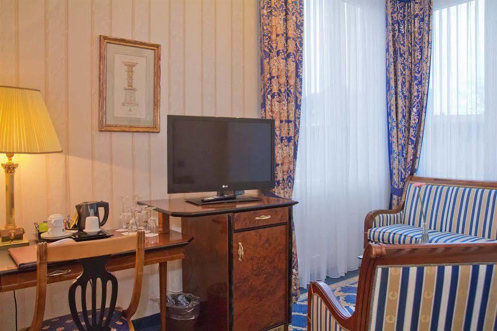 Seetelhotel Ahlbecker Hof Heringsdorf  Ngoại thất bức ảnh A room at the hotel