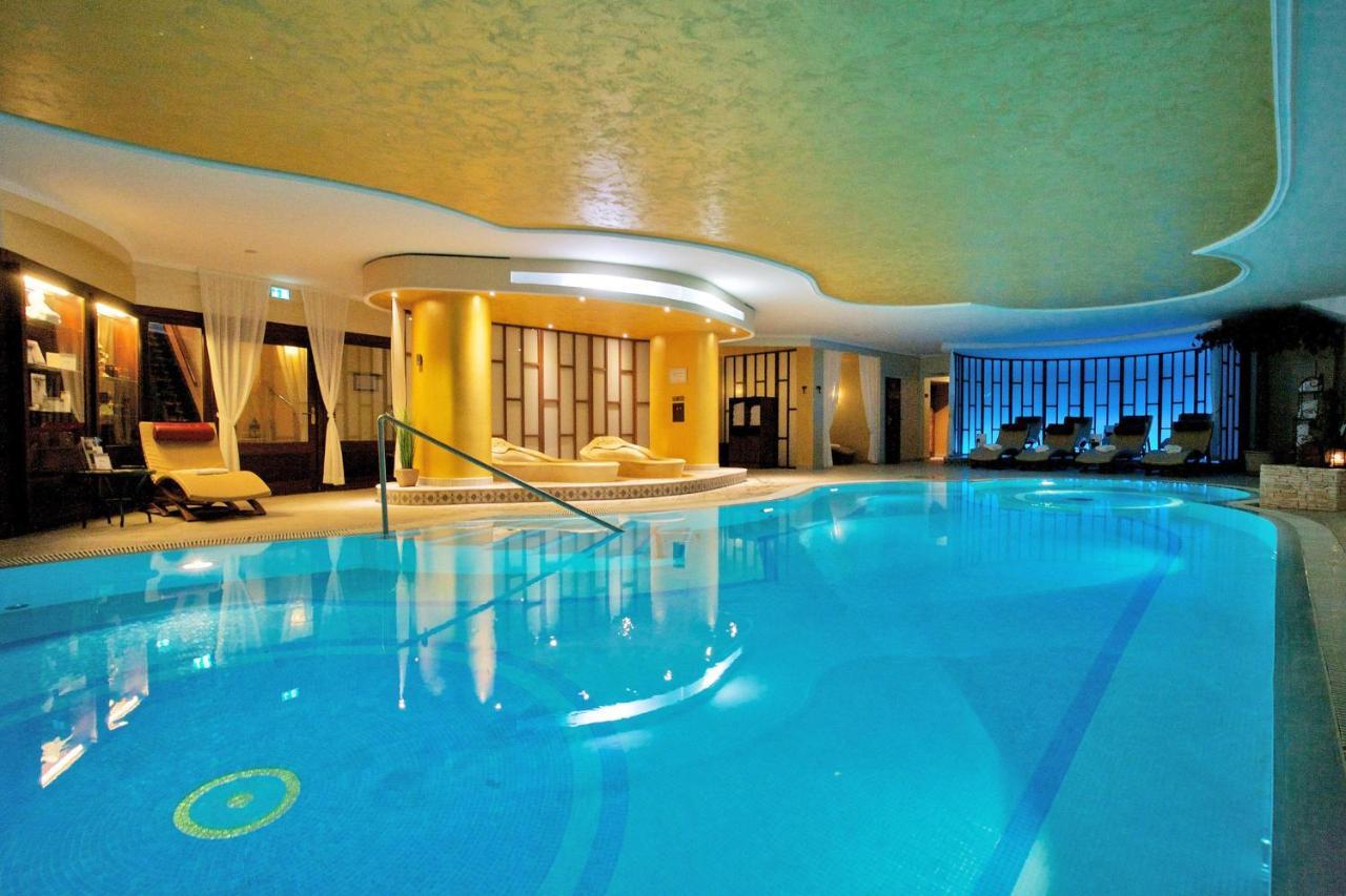 Seetelhotel Ahlbecker Hof Heringsdorf  Ngoại thất bức ảnh The swimming pool at the InterContinental Wien